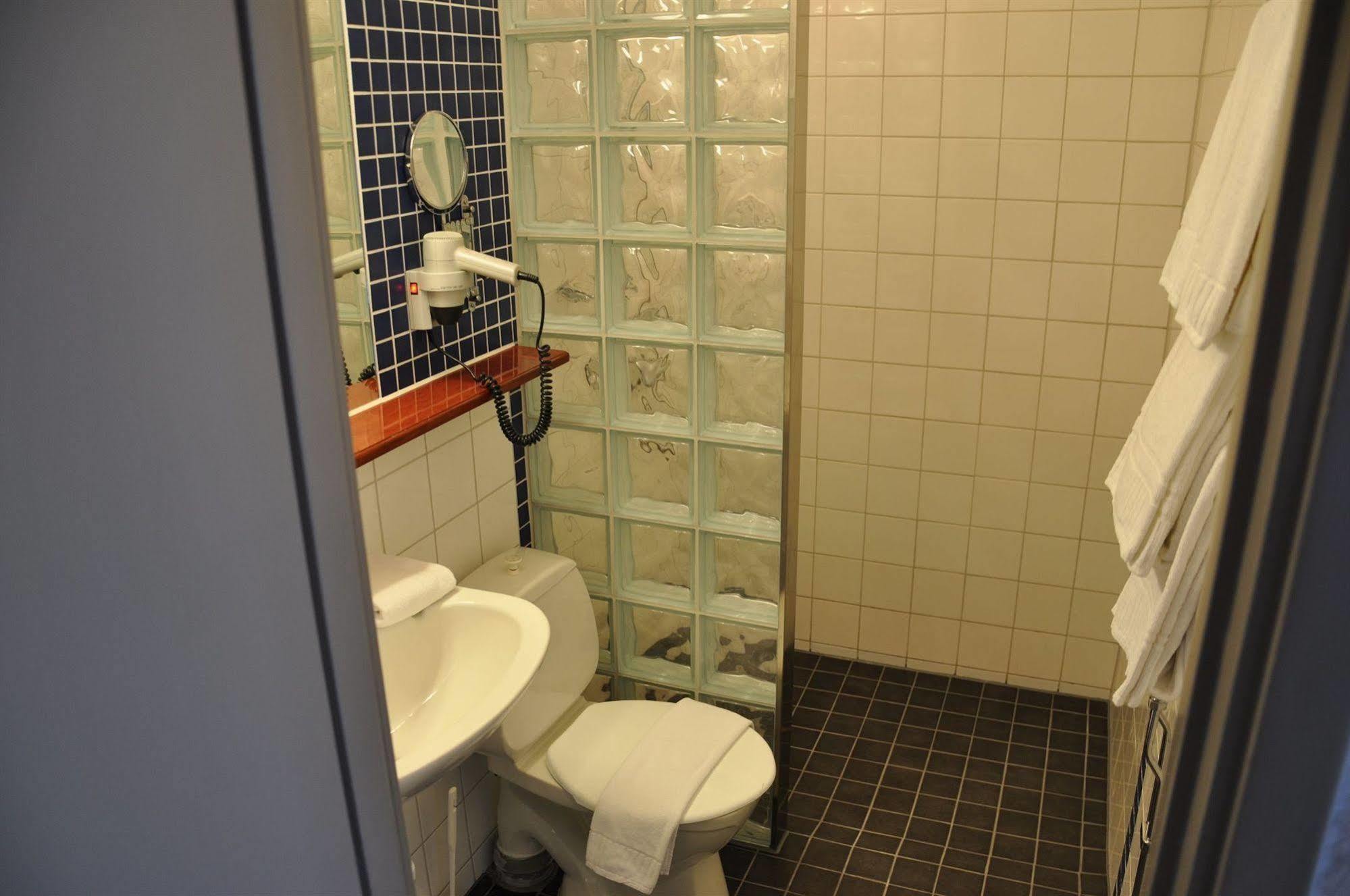 Strand Hotell ベーナシュボリ エクステリア 写真